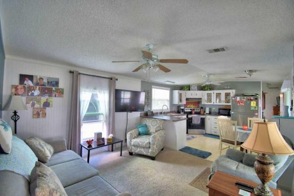 1992 Mobile Home