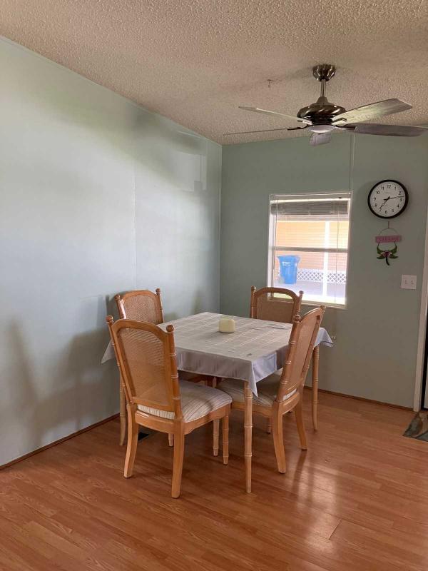 1988 Manufactured Home