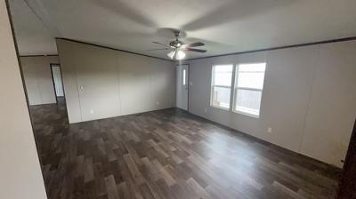 Photo 2 of 20 of home located at 119 Angus Dr Burleson, TX 76028