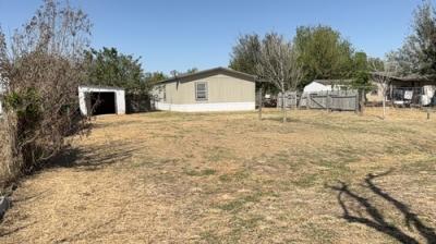 Photo 4 of 27 of home located at 8305 Cardinal Bay St Edcouch, TX 78538
