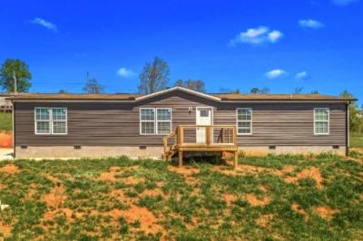 Photo 2 of 24 of home located at 195 Schertz Ln Rutledge, TN 37861
