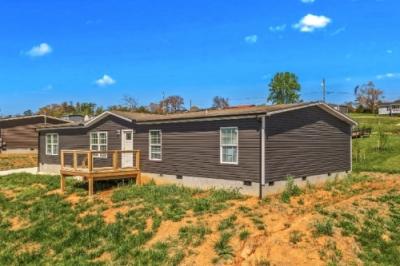 Photo 3 of 24 of home located at 195 Schertz Ln Rutledge, TN 37861