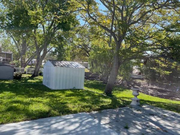 1985 Palm Harbor Manufactured Home