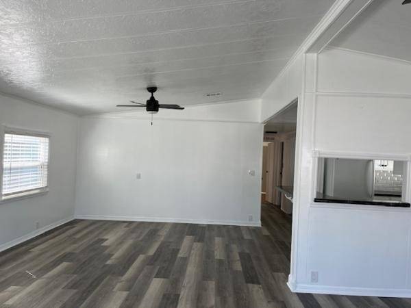 1985 Palm Harbor Manufactured Home