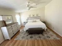 1984 Barrington Manufactured Home