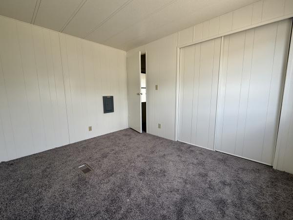 1977 Hillcrest Hillcrest Mobile Home