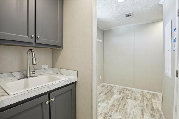 2025 Clayton 77 Savannah Living  Home