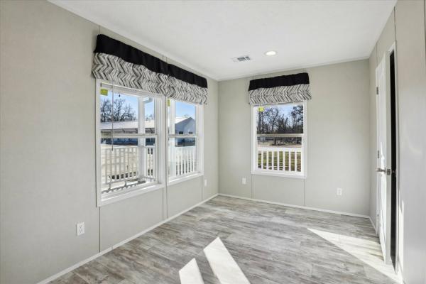 2025 Clayton 77 Savannah Living  Home