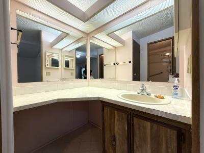 Photo 5 of 15 of home located at 6060 SW 57th Ave. Ocala, FL 34474