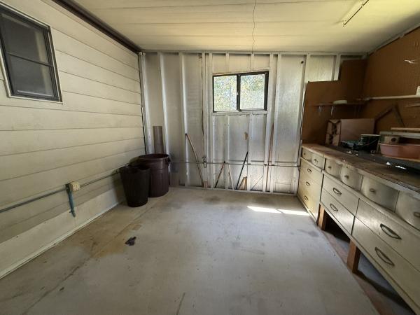 1986 RESI HS Mobile Home