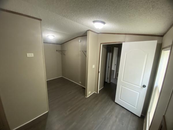 2021 S-1672-32B  Home