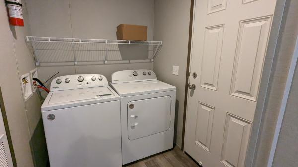 2022 Redman Advantage II  Home
