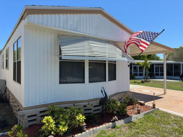 1987 CLAR Manufactured Home