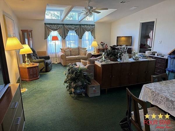 2000 PALM   Home