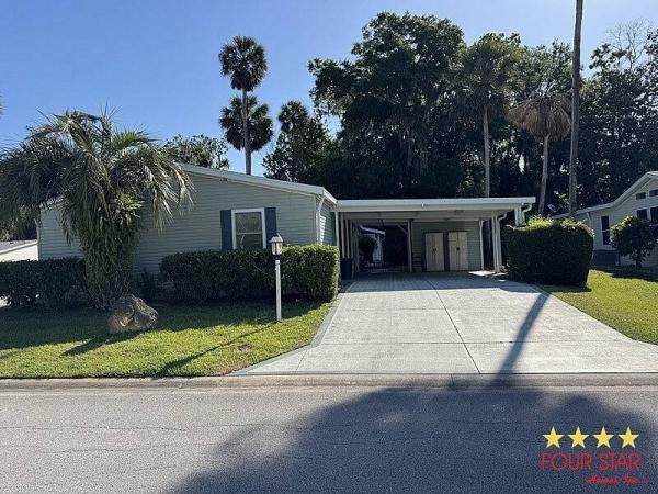2000 PALM   Home