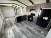2025 Colony BEACON PRESTIGE- 14683A/550BP Manufactured Home