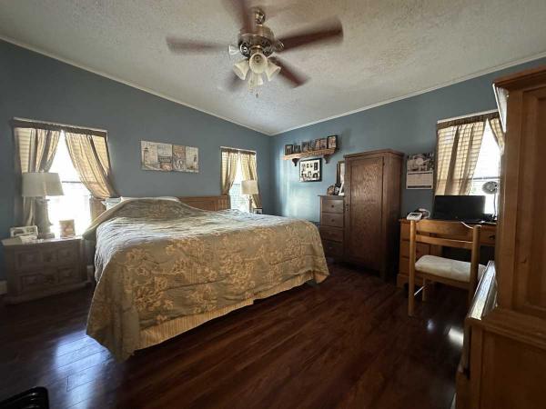 1988 DELO Manufactured Home