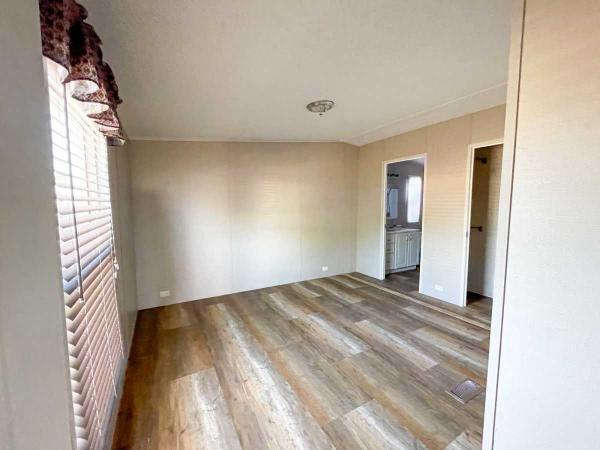 2024 Legacy S-2448-22FLP Mobile Home