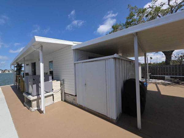 1983 PALM Mobile Home