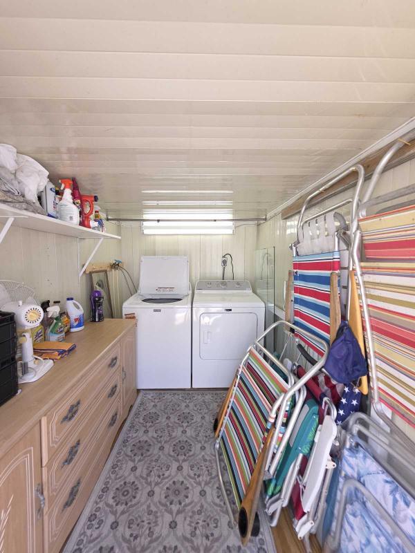 1983 PALM Mobile Home