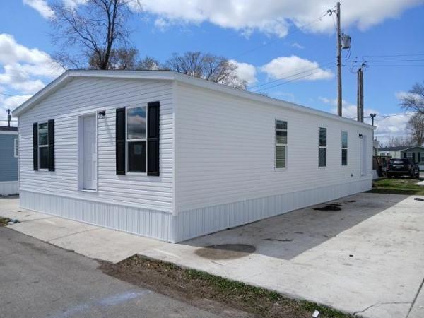 Photo 1 of 2 of home located at 3600 Sheffield Ave Lot 392 Hammond, IN 46327