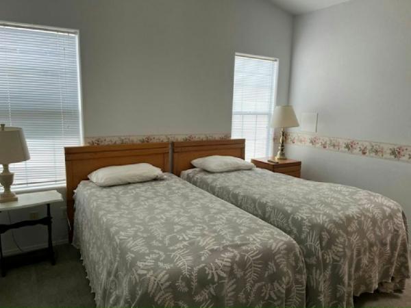 2002 CAVCO Mobile Home