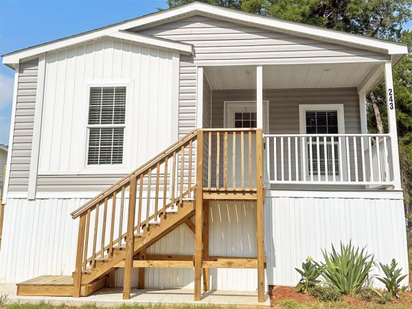 Photo 1 of 2 of home located at 8975 W Halls River Rd, #243 Homosassa, FL 34448