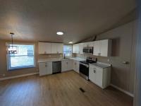 1997 Oakwood Manufactured Home