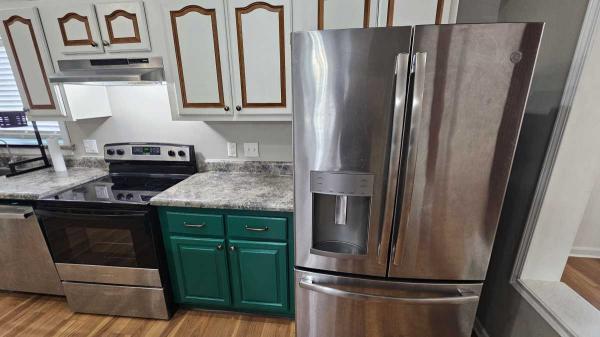 2001 Commander Manufactured Home