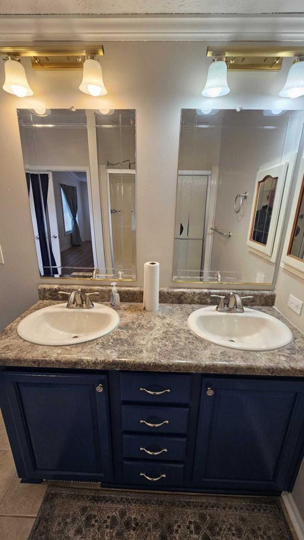 2001 Commander Manufactured Home