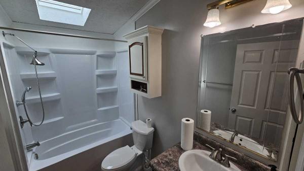 2001 Commander Manufactured Home