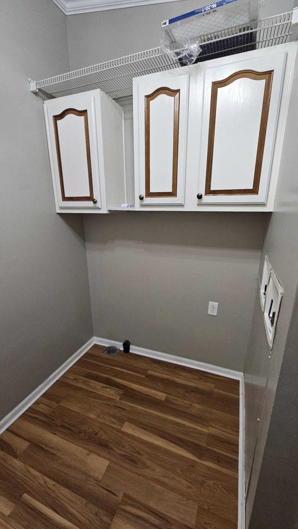 2001 Commander Manufactured Home