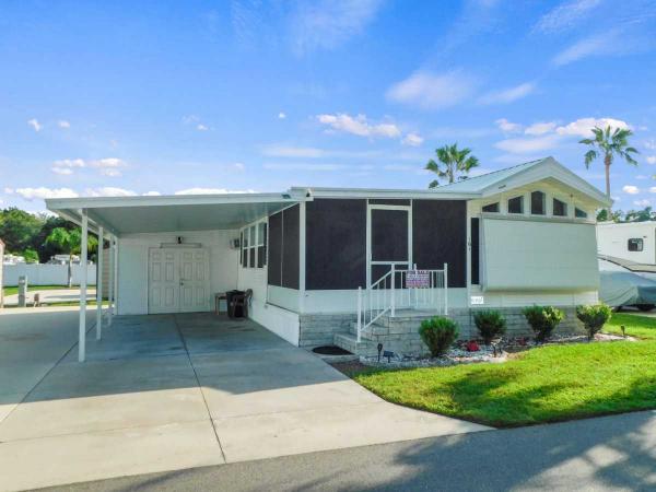 Photo 1 of 2 of home located at 9267 Us Highway Lot 161 Dade City, FL 33525