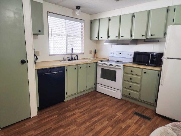 1982 PALM HARBOR HOMES, INC. MISER Mobile Home