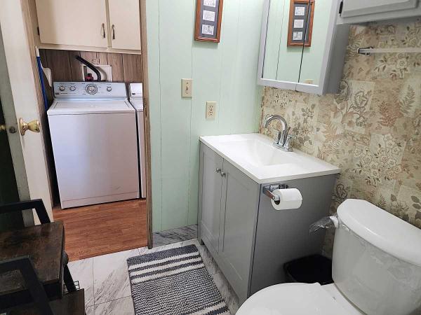 1982 PALM HARBOR HOMES, INC. MISER Mobile Home