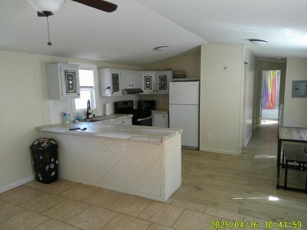 1998 SNRG Manufactured Home