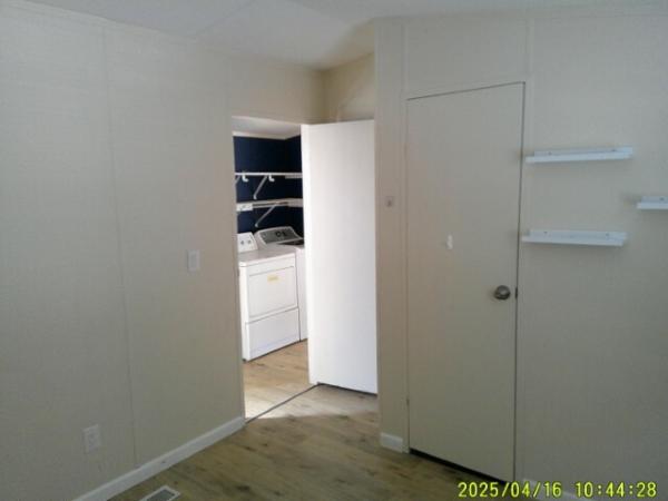 1998 SNRG Manufactured Home