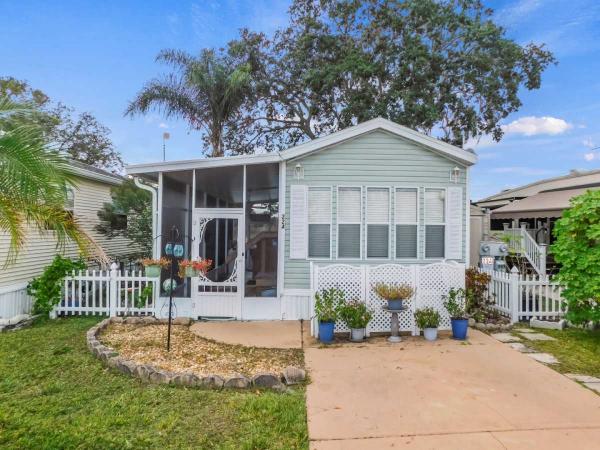 1998 Shore Park Manufactured Home