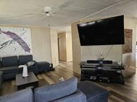 1980 BROO Manufactured Home