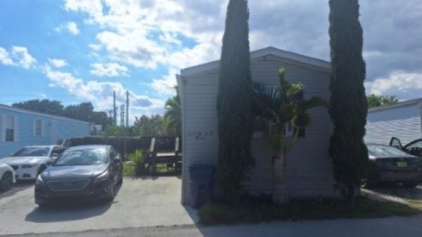 Photo 2 of 1 of home located at 25312 SW 129th Ct Princeton, FL 33032