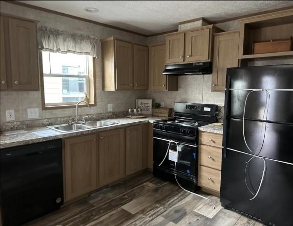 Commodore Mobile Home For Sale