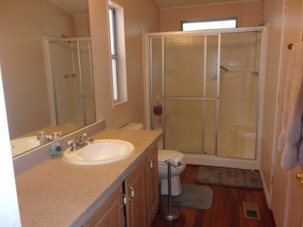 1994 Fleetwood Sunpointe Manufactured Home