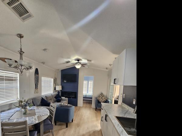 2013 Chariot Mobile Home