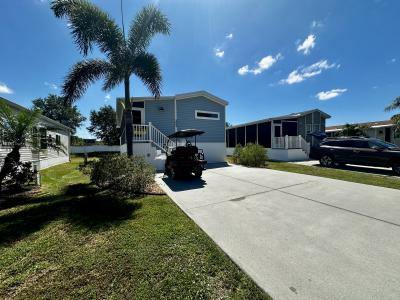 Photo 3 of 15 of home located at 7125 Fruitville Rd 1663 Sarasota, FL 34240