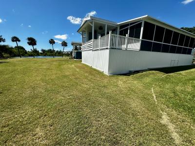 Photo 4 of 15 of home located at 7125 Fruitville Rd 1663 Sarasota, FL 34240