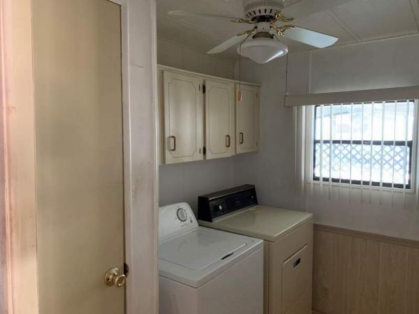 1986 TWIN Manufactured Home