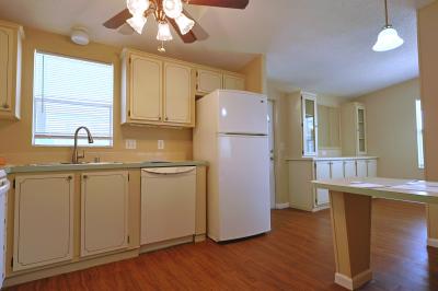 Photo 4 of 12 of home located at 14318 Weeksonia Port Charlotte, FL 33953