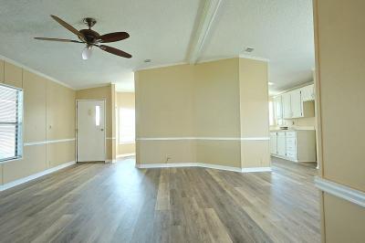 Photo 2 of 10 of home located at 14352 Weeksonia Port Charlotte, FL 33953