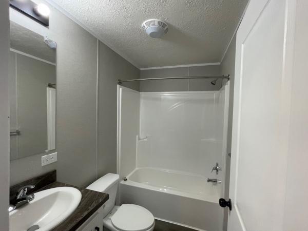 2025 Champion Home Builders, Inc. mobile Home