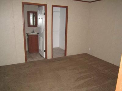 Photo 4 of 8 of home located at 5001 South Ave Lot 151 Toledo, OH 43615